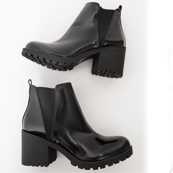 Patent leather look lug sole Chelsea boot black Dirty Laundry Lita 8.5 fall boot - Picture 11 of 16